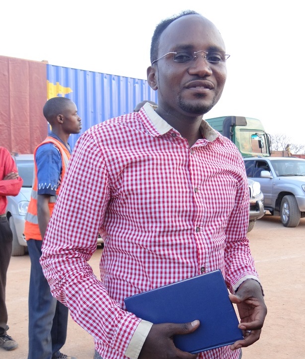 Theo Bosebabireba asigaye akorera ingendo nyinshi muri Uganda