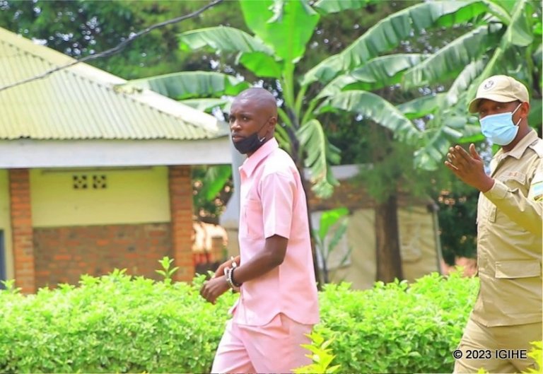 Impaka zikomeye nizo zaranze urubanza rwa Tity Brown wongeye gusabirwa gufungwa imyaka 25