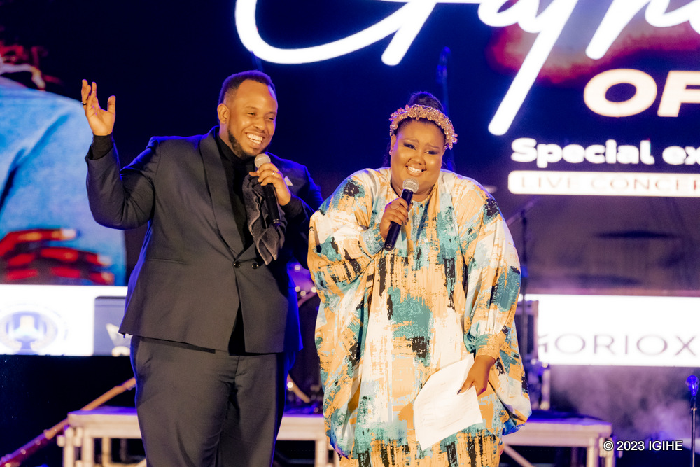 Tracy Gasaro yafatanyije n'umugabo we Rene Patrick kuyobora iki gitaramo