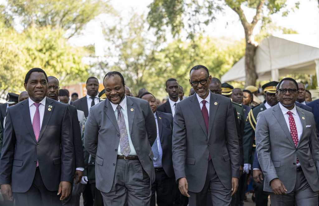 Perezida wa Zambia Hakainde Hichilema, Umwami Mswati III, Perezida Kagame na Perezida wa Malawi Lazarus Chakwera, basuye ibikorwa byaherekeje Transform Africa Summit