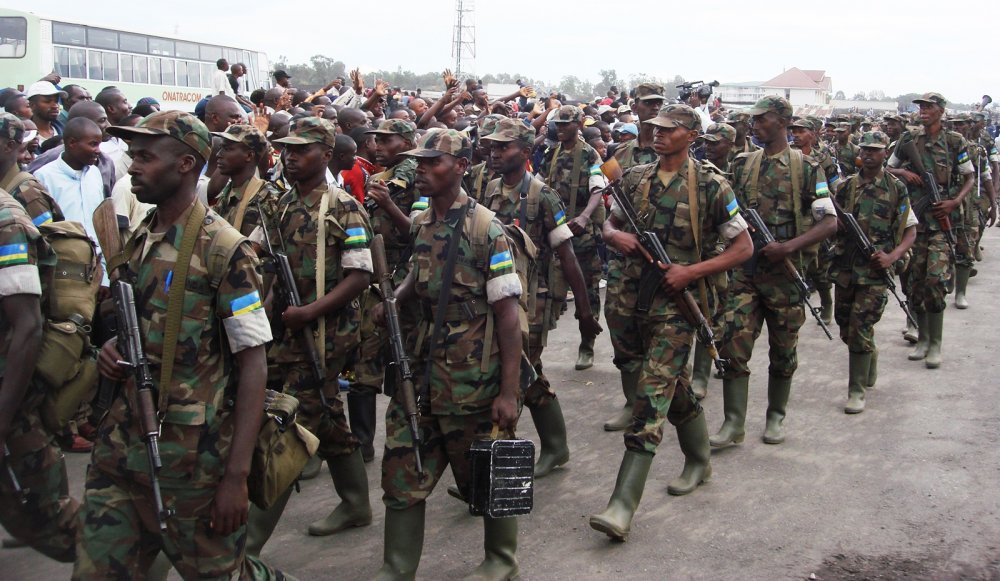 Ingabo z'u Rwanda zagize uruhare mu bikorwa byinshi bigamije kugarura amahoro mu karere, birimo 'Operation Umoja Wetu', bitandukanye n'icyasha zasizwe na Mapping Report