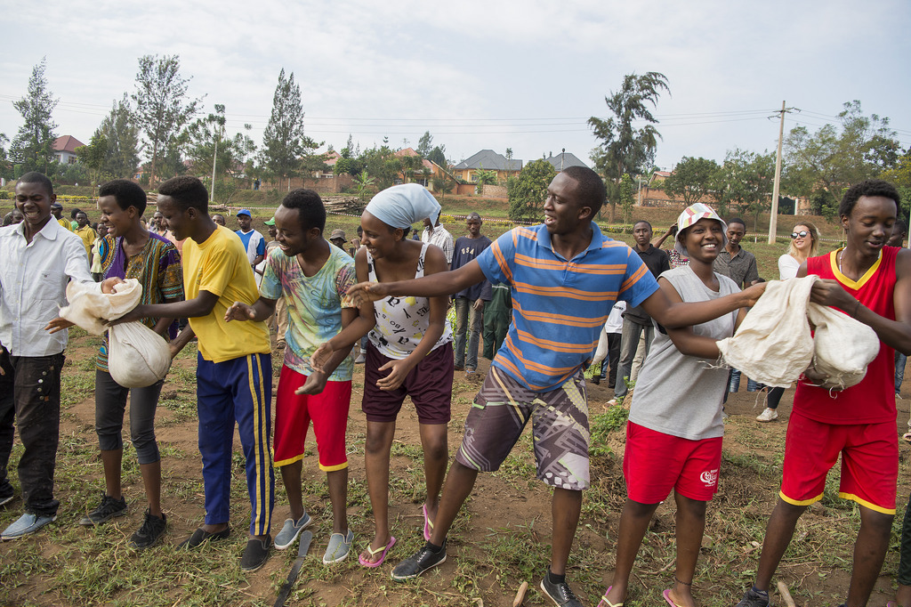 Urubyiruko zo mbaraga z'igihugu na rwo rwari rwitabiriye umuganda