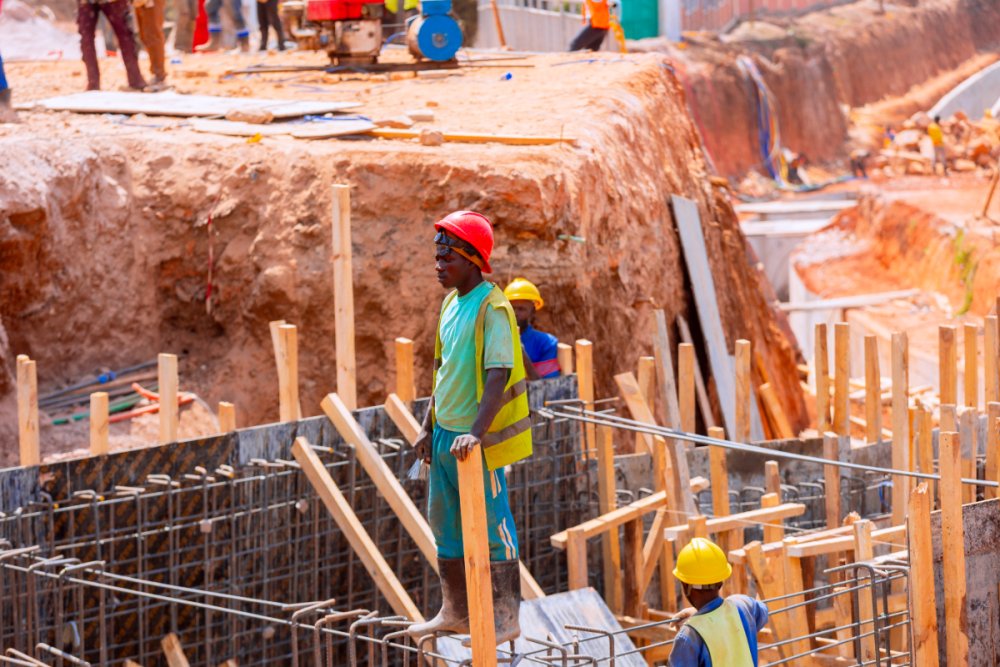 Imitungo y'ahari kwagurirwa umuhanda Giporoso-Masaka yishyuwe arenga miliyari 30 Frw