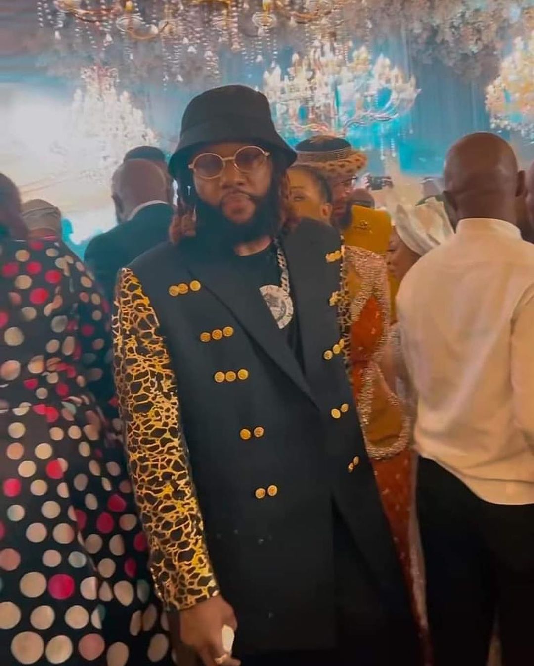 Umuhanzi w'umuherwe Kcee yatashye ubukwe bwa Davido