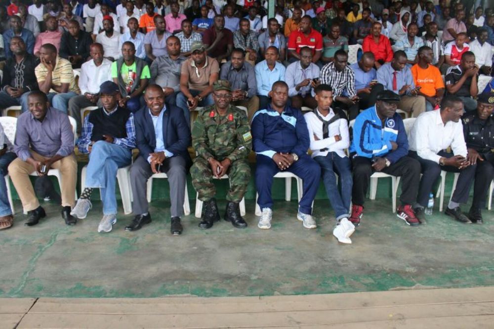 Abayobozi mu nzego zitandukanye bitabiriye umukino