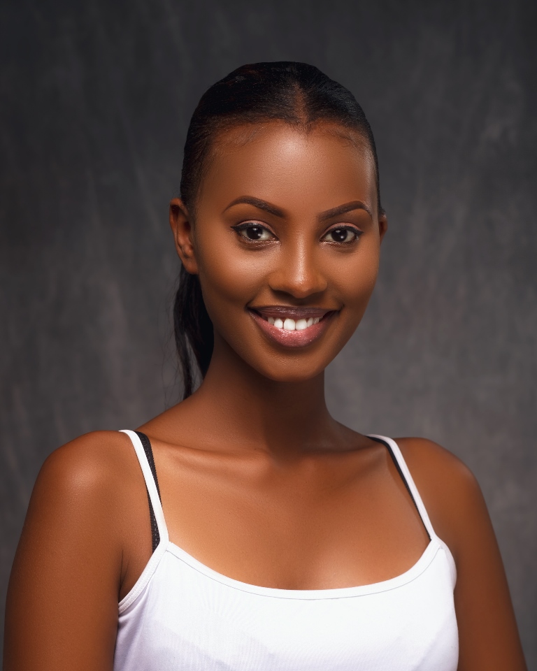 Umutesi Lea yavuze ko amaze igihe ari inshuti n'umuhanzi Ali Kiba /Ifoto: Miss Rwanda