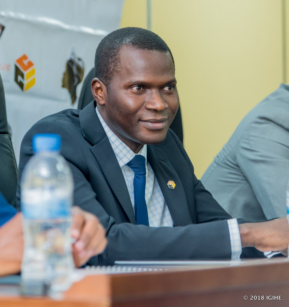 Umuyobozi Mukuru wa Cogebanque, Cherno Gaye
