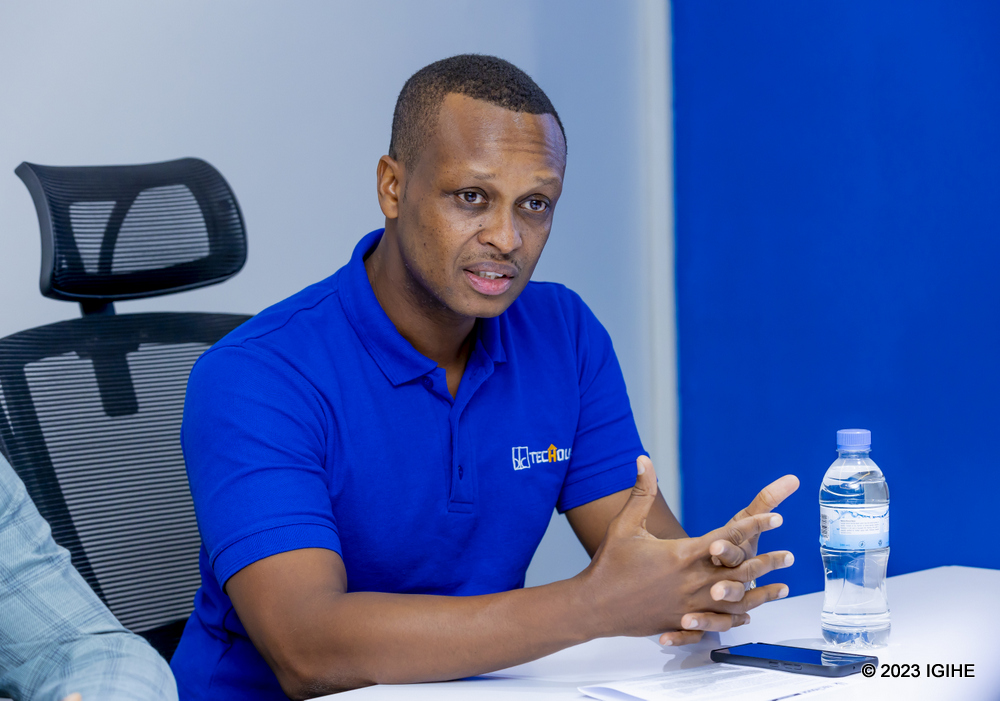 Umuyobozi ushinzwe Ikoranabuhanga muri BK Techouse, Deo Massawe, atanga ibitekerezo