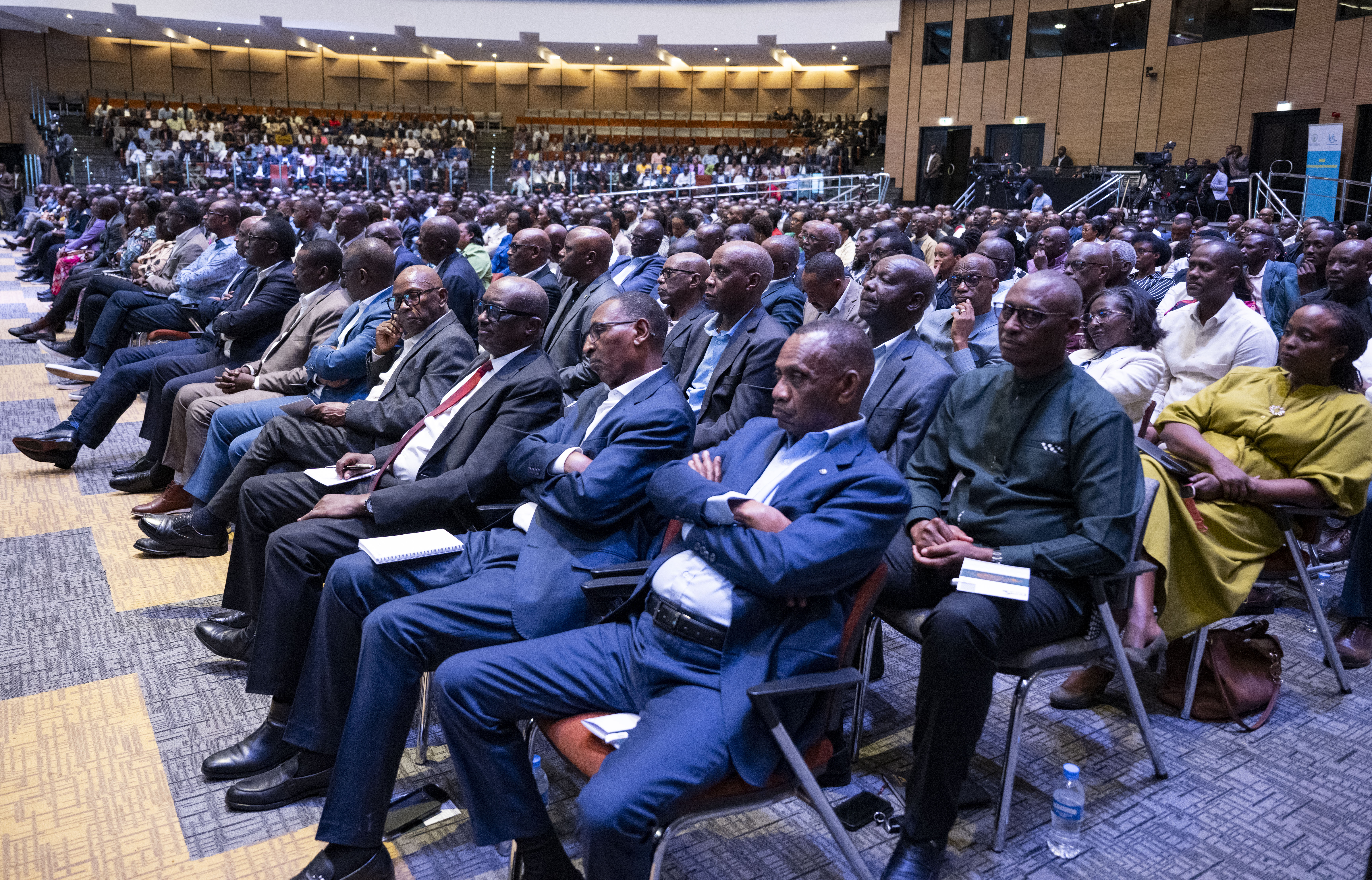 Abayobozi mu nzego zitandukanye bitabiriye ibiganiro bya Unity Club Intwararumuri muri Intare Arena