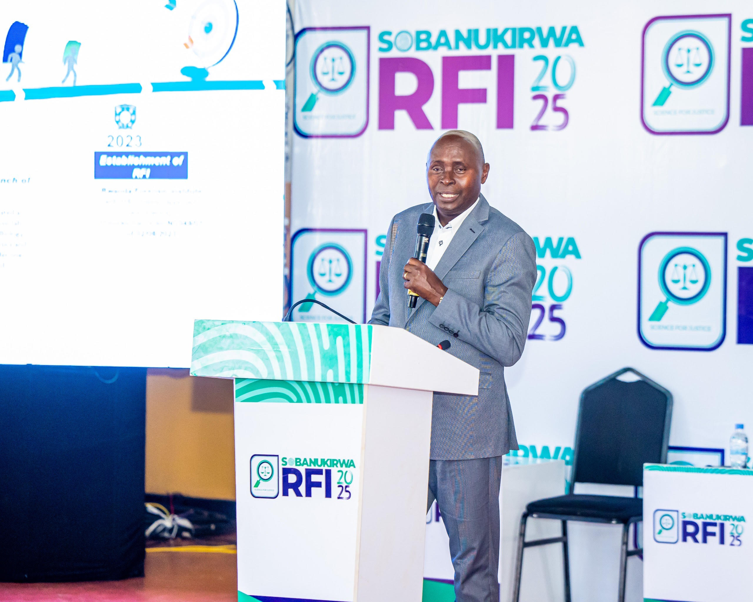 Umuyobozi Mukuru wa RFI, Dr Karangwa Charles yavuze ko guhera muri Mutarama 2026 bazatangira gupima uturemangingo ndangasano tw’inyamaswa