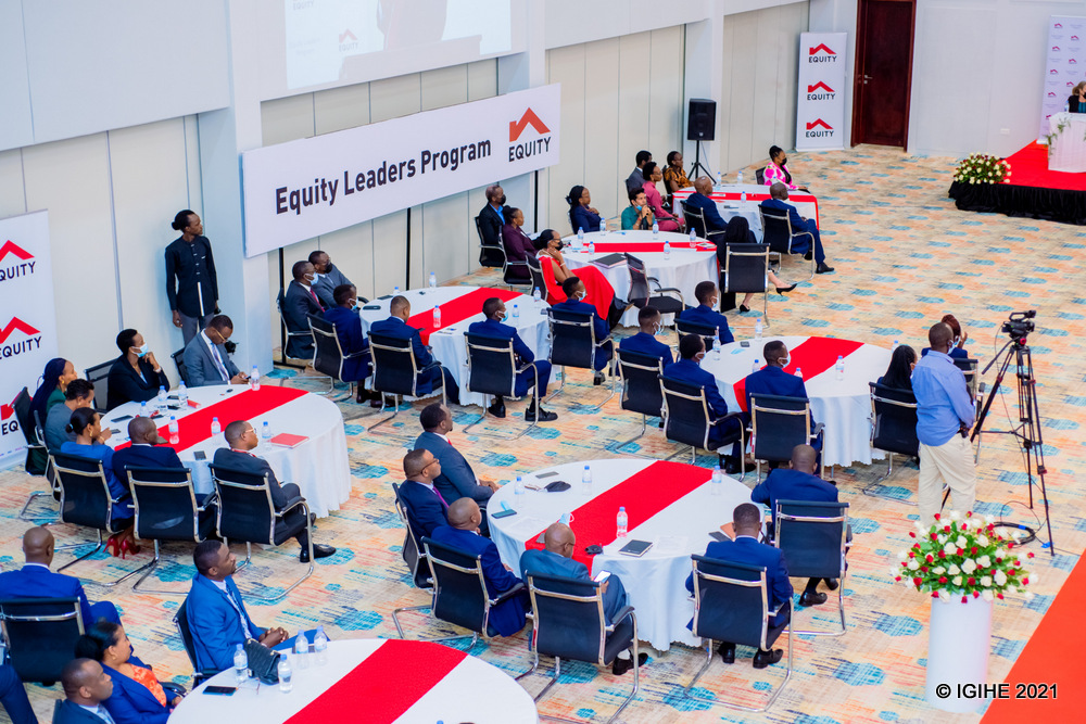 Uru rubyiruko rwari rwabukereye nyuma yo gutsinda neza rugafashwa na Equity Bank