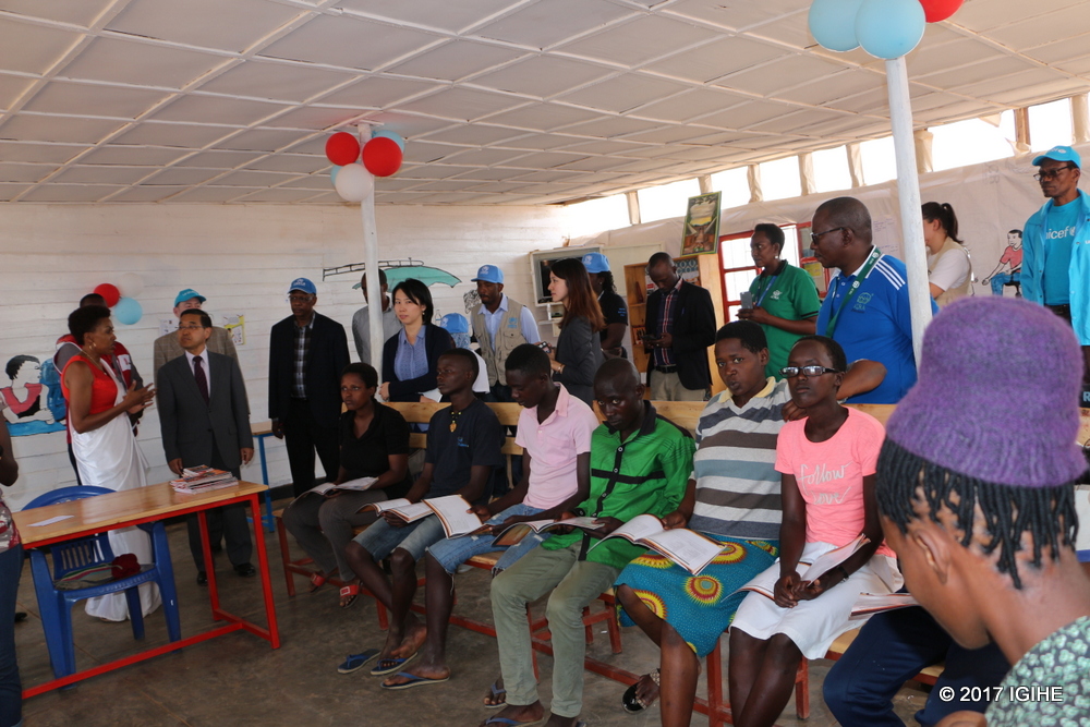 Urubyiruko rusobanurirwa ibijyanye n'ubuzima bw'imyororokere