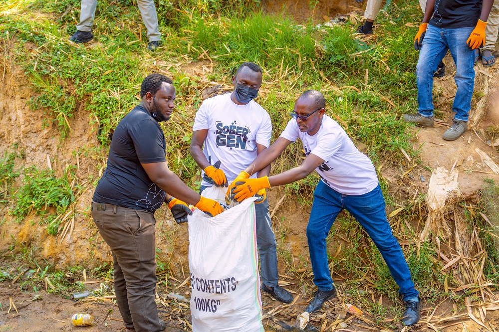 Urubyiruko rwatangaje ko rwiteguye gukorera igihugu bakakitangira