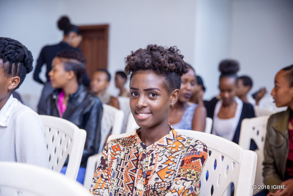 Uwingeneye Safa Claudia i Huye yagiye kongera kugerageza amahirwe