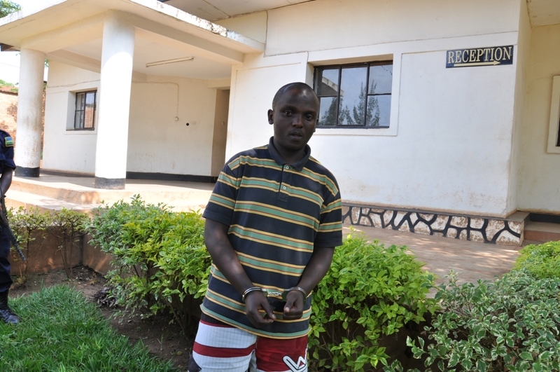 Mugema Jacques wiyitaga Jenerali James Kabarebe kuri Facebook