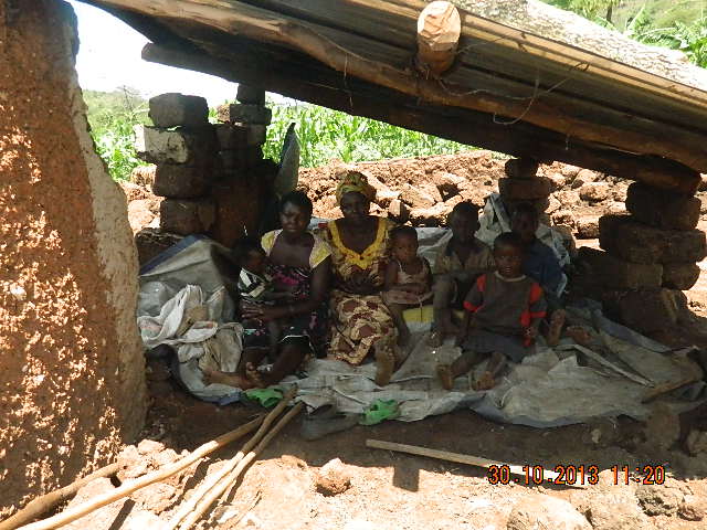 Uyu muryango wikinze izuba