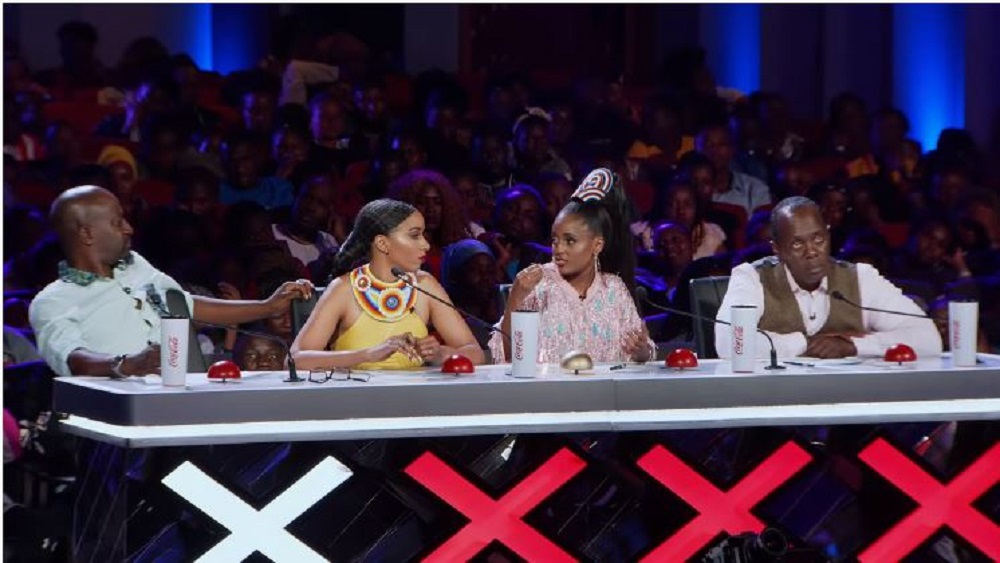 Vanessa Mdee (uwa kabiri uturutse iburyo) ntabwo yumvikanye na Gaetano ku cyemezo bafatiye Umunyarwanda wasezerewe mu irushanwa