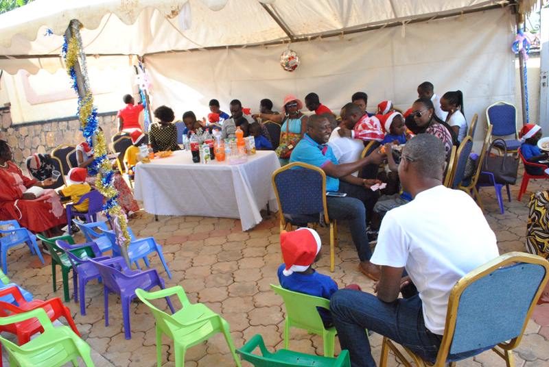 Wari umunsi wo gusangira iminsi mikuru ya Noheli n'Ubunani