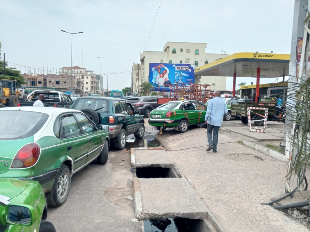 Brazzaville yugarijwe n’ibura ry’ibikomoka kuri peteroli