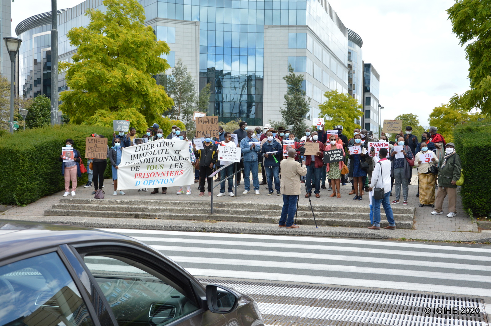 Kuwa Gatanu nibwo abahakana bakanapfobya Jenoside bakoze imyigaragambyo yapfubye