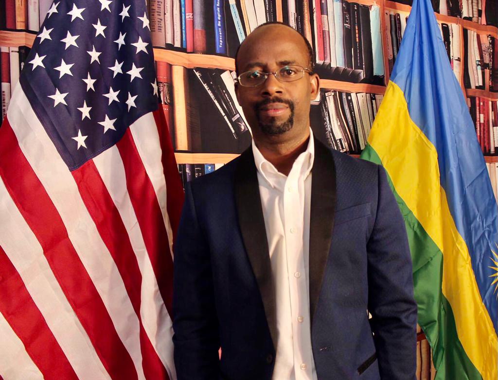 Perezida wa IBUKA-USA, Jason Havuga Nshimye, yavuze ko bidakwiye ko amateka y'u Rwanda akomeza kuvugwa n'abashaka kuyatwara uko bishakiye