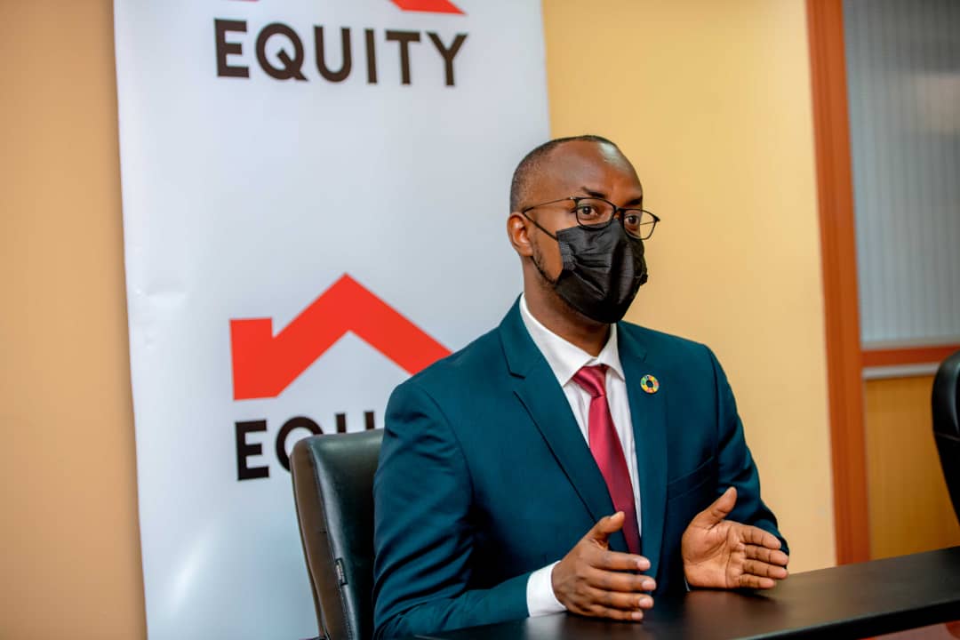 Umuyobozi ushinzwe Ishami ry’Ubucuruzi muri Equity Bank Plc, Jean Claude Gaga, yavuze biyemeje guteza imbere ubucuruzi buciriritse (MSME)