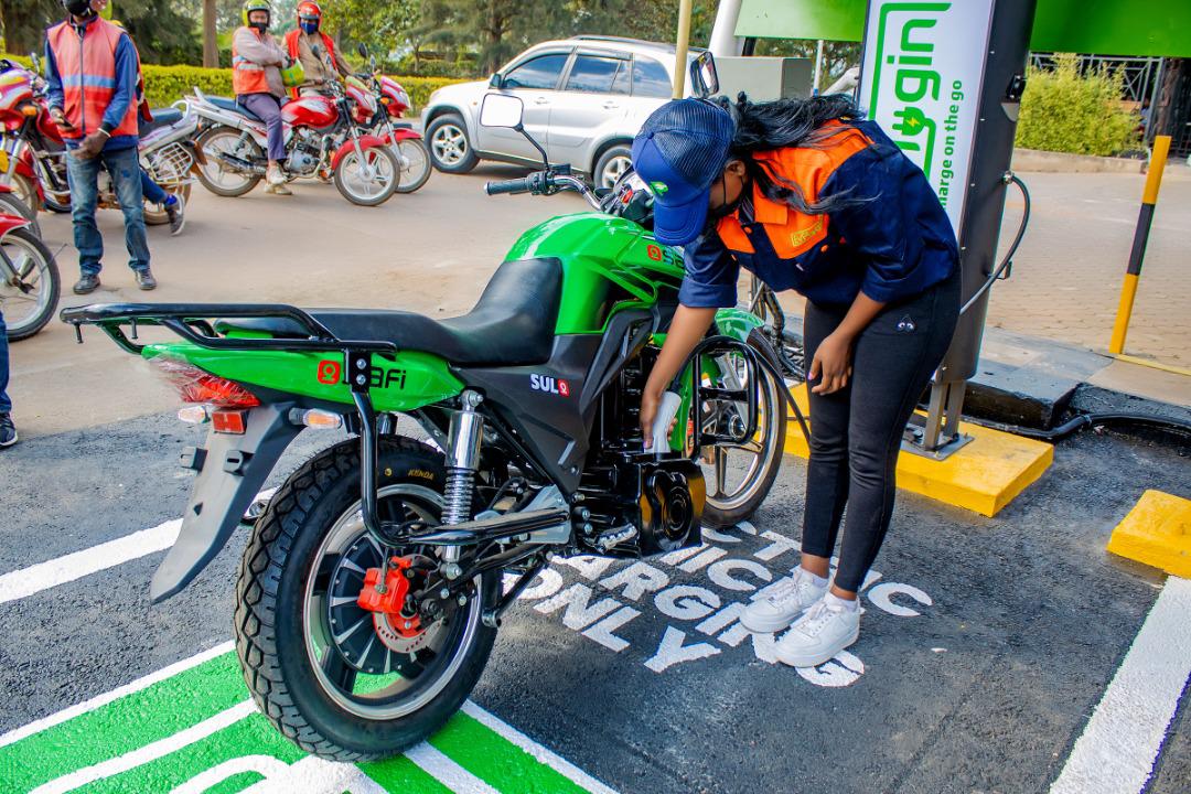 Iyi sitasiyo izafasha abatunze moto zikoresha amashanyarazi kubona uburyo bwihuse bwo kuzongeramo umuriro