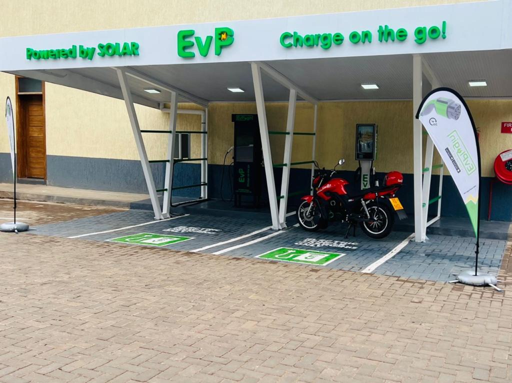 Sitasiyo z'amashanyarazi ziri kugenda zubakwa hirya no hino mu Mujyi wa Kigali
