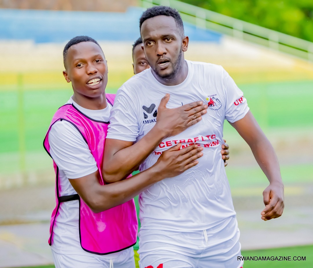 Nshimiyimana Imran yahagaritswe kubera amagambo yatangaje atarishimiwe n'abayobozi n'abatoza ba Musanze FC