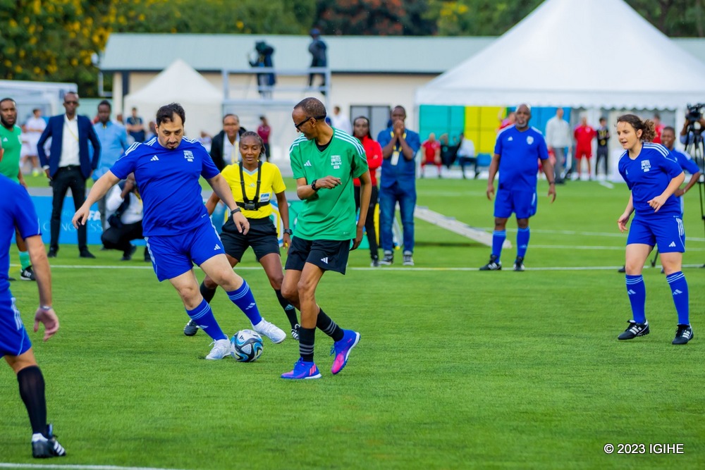 Umukino wahuje u Rwanda n'Ikipe ya FIFA wayobowe n'Umusifuzi Mpuzamahanga Mukansanga Salima