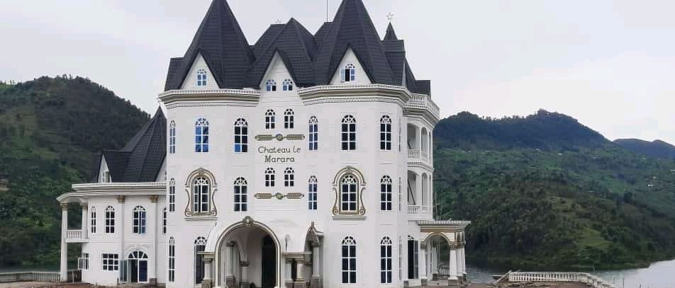Biteganyijwe ko iyi hotel izafungurwa mu mpera z'uyu mwaka