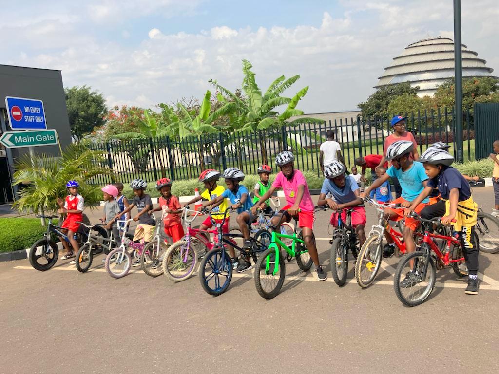 Benshi mu bana bitabiriye iyi Car Free Day bakunze siporo y'igare