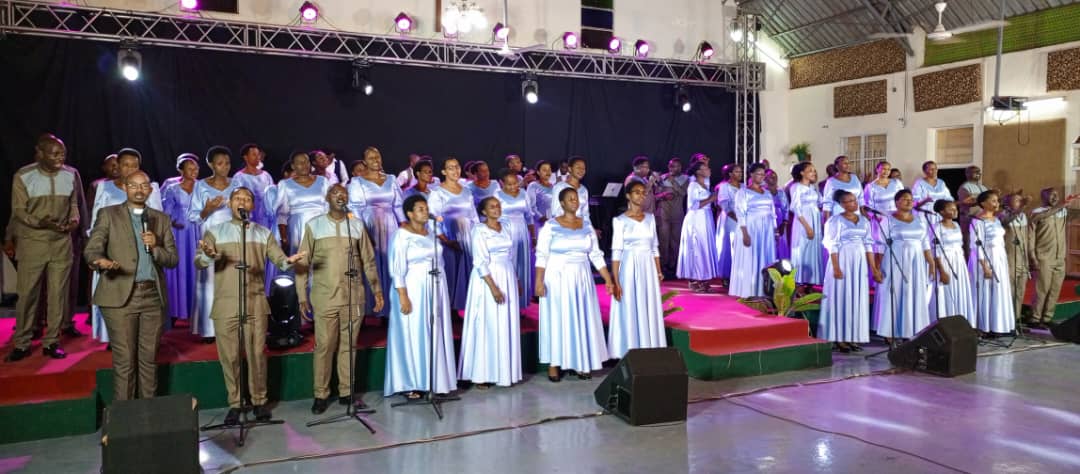 Iyi korali iheruka gushyira hanze indirimbo yise “Turagushima” ivuga ku mashimwe y'abayigize