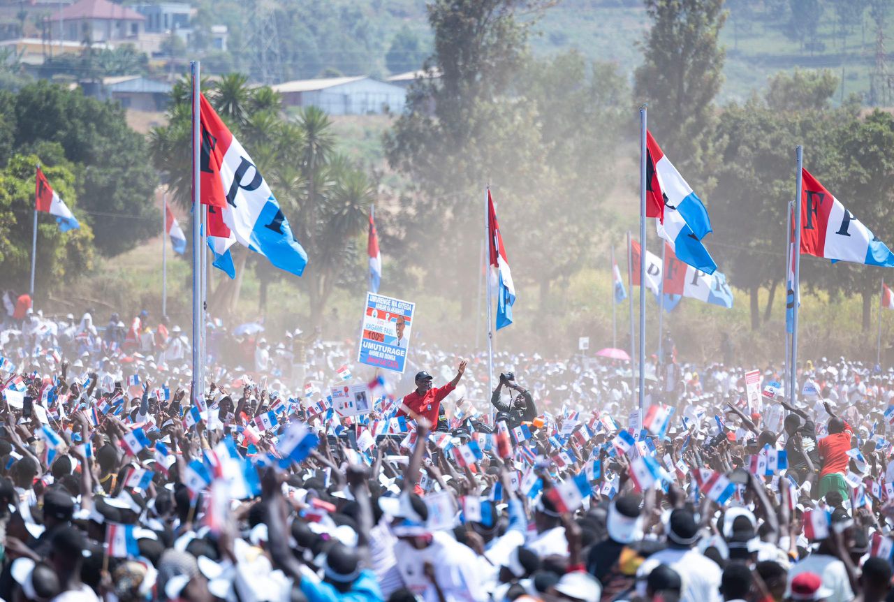 Kagame yashimiye Abanyarwanda bahuje imbaraga mu kubaka u Rwanda