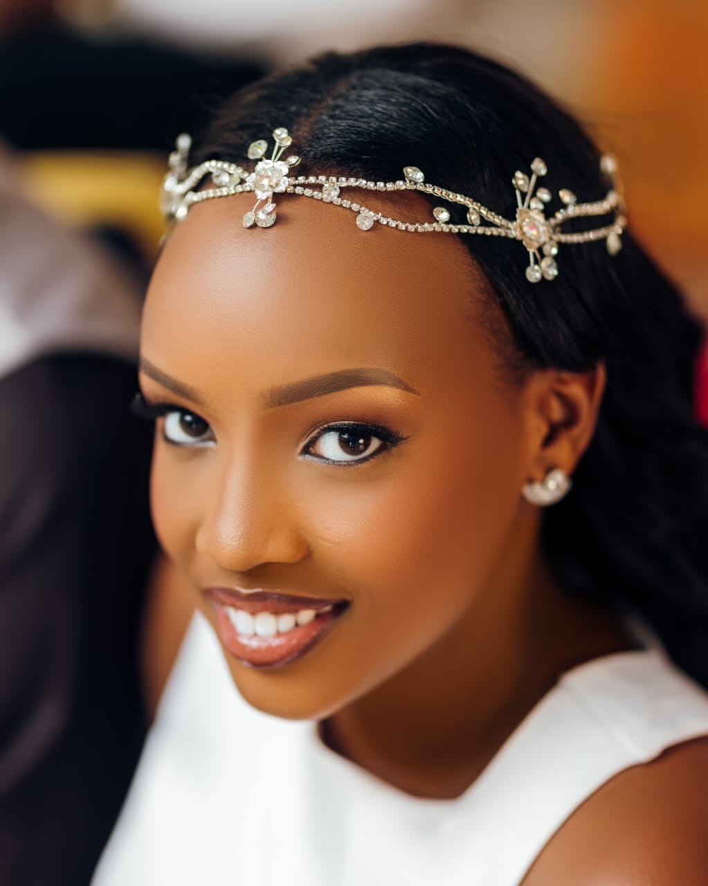 Ni ibyishimo kuri Manzi Ariane wasezeranye na Dc Clement mu mategeko