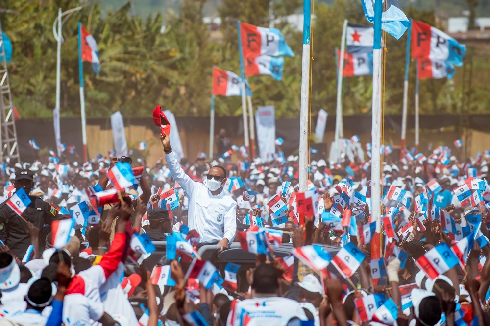 Yababwiye ko nibamutora, bazakomeza urugendo rwo kubaka u Rwanda