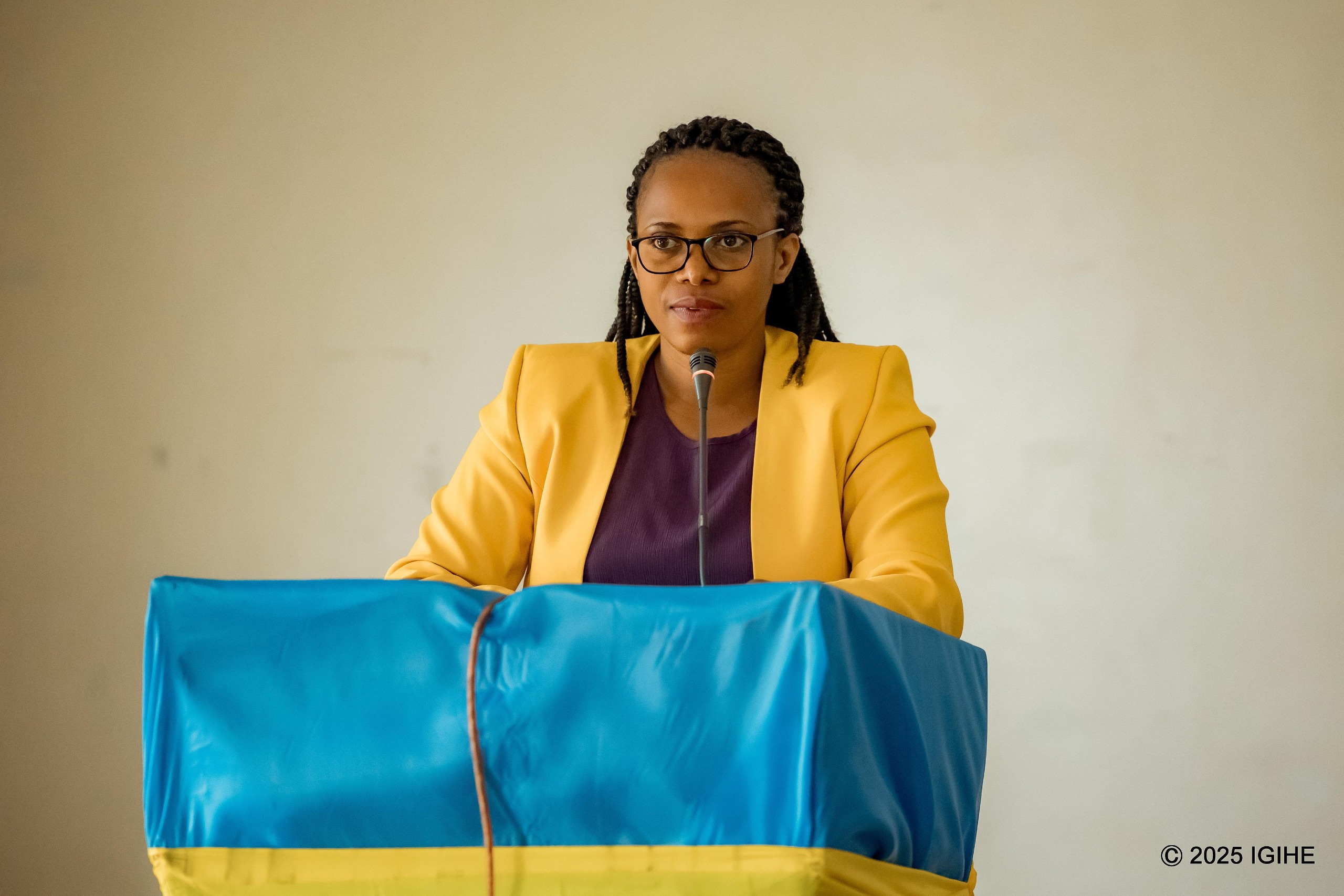 Meya w’Akarere ka Gakenke, Mukandayisenga Vestine, yashimye ubu bukangurambaga bugamije guteza imbere abagore mu gukoresha servisi z’imari
