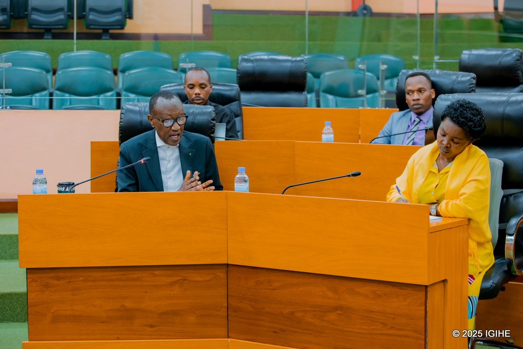 Senateri Cyitatire na Senateri Kanziza bitabiriye iki gikorwa