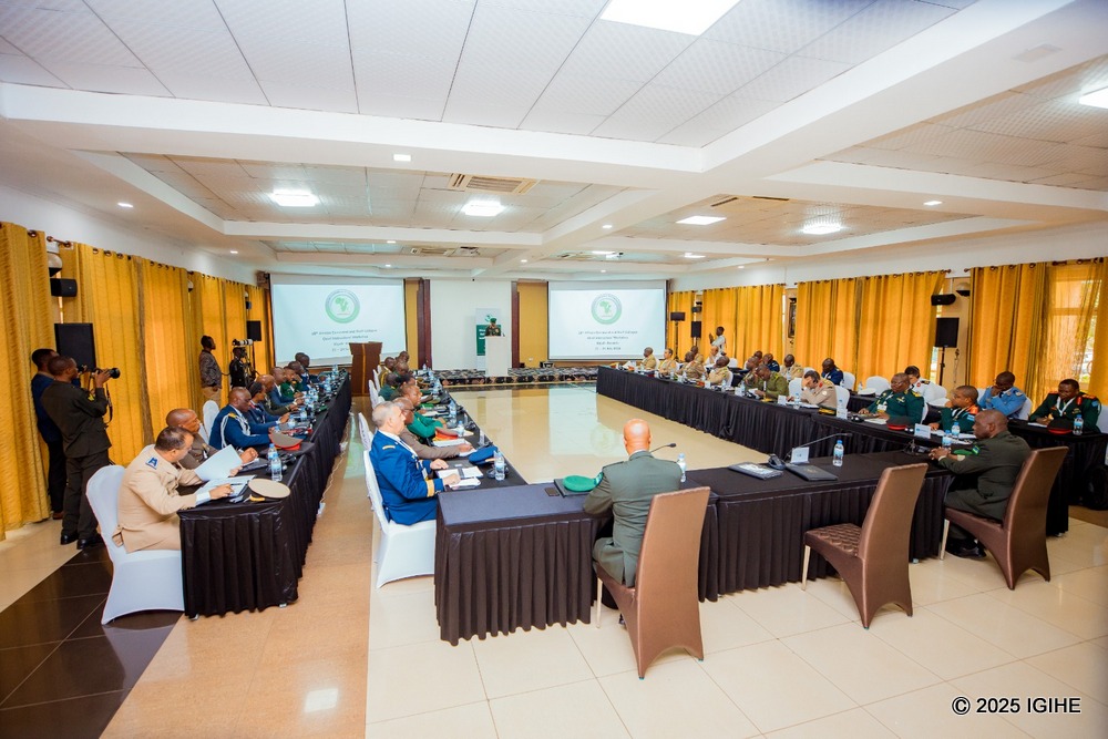 Abayobozi b'amashuri makuru ya Gisirikare bateraniye mu Rwanda