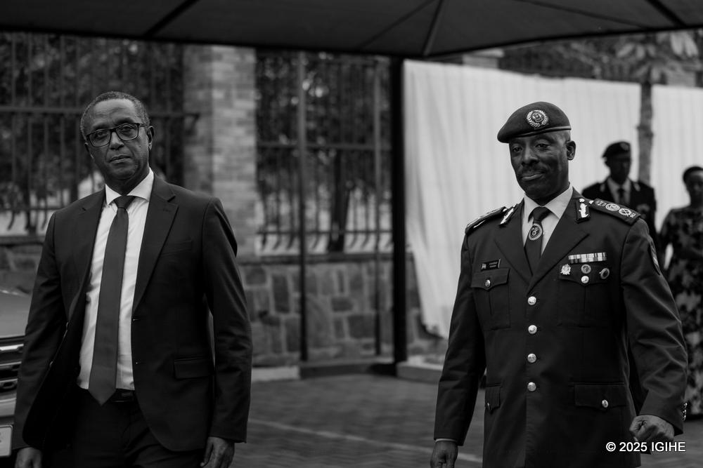 CG Evariste Murenzi yakira Minisitiri Dr. Vincent Biruta