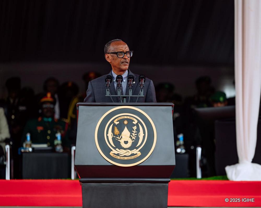 Perezida Kagame yagaragaje ko abasirikare bakwiye kurangwa n'indangagaciro nzima
