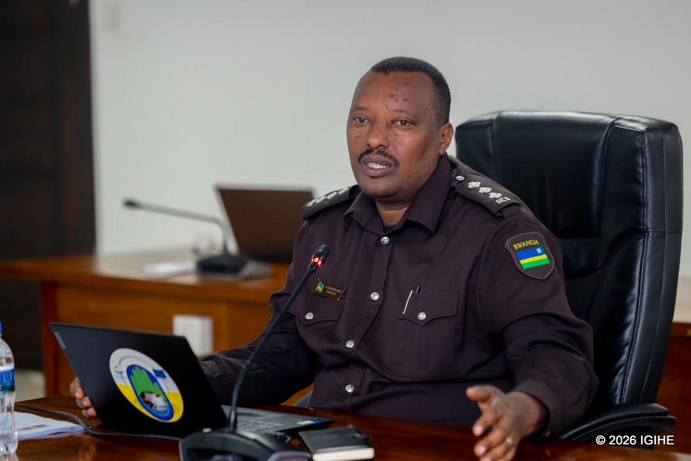 Umujyanama mu by'Amategeko muri RCS, CIP Aimable Nshizirungu, yerekanye ko abagororwa bari bafite ibibazo byo kutagira ibyemezo by'inkiko bamaze kubibona abandi biri gushakwa