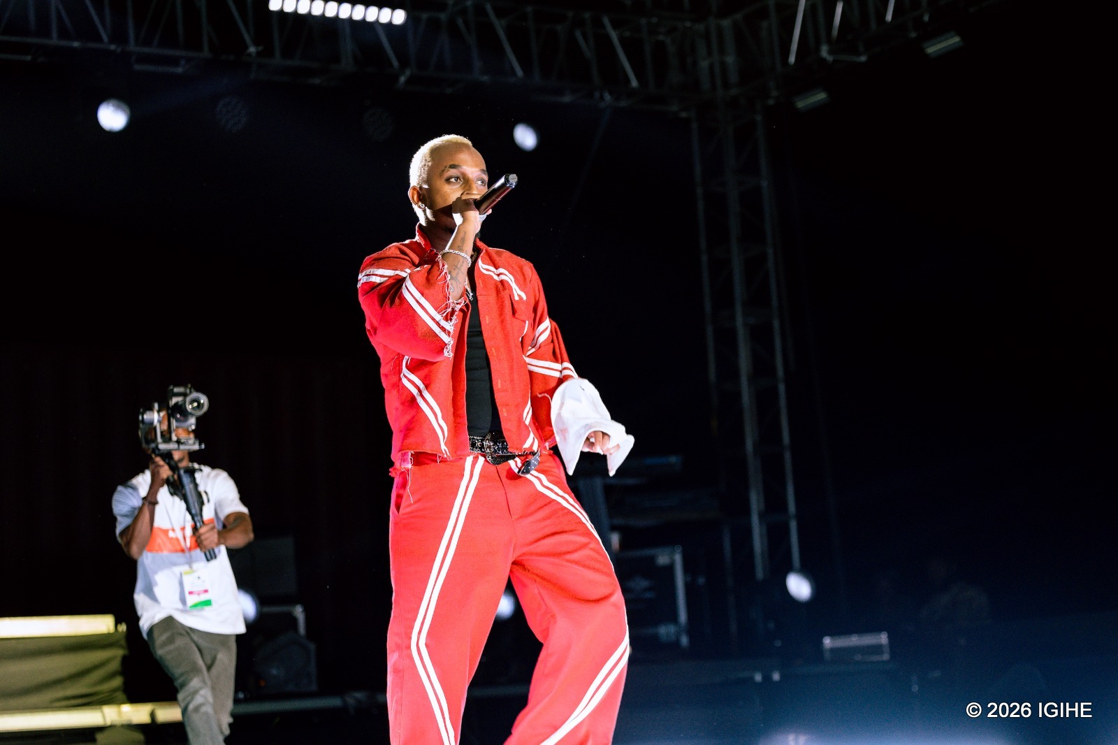 Kenny Sol yasusurukije abitabiriye iki gitaramo