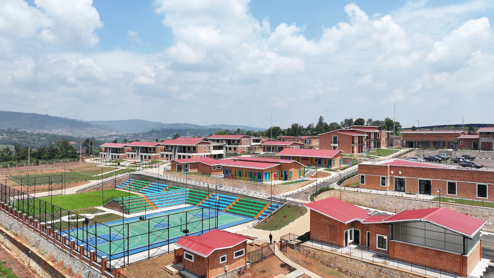 Umudugudu SOS Rwanda izimuriramo ibikorwa byayo wamaze kubakwa