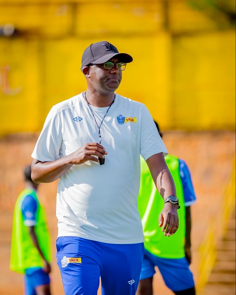 Haringingo Francis yemerewe gutoza Rayon Sports