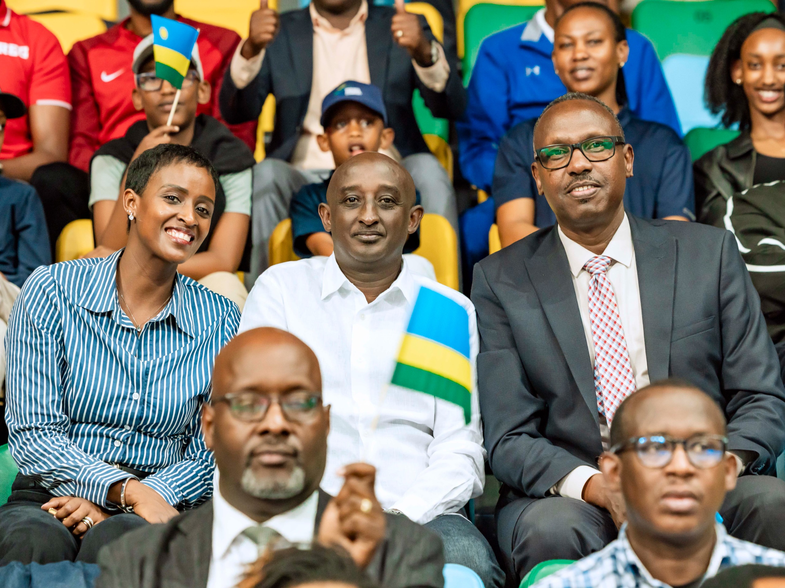 Minisitiri wa Siporo, Nelly Mukazayire; Umuyobozi Mukuru wa Polisi y'u Rwanda, (IGP), CG Felix Namuhoranye na Perezida wa FRVB, Ngarambe Raphaël, ni bamwe mu barebye uyu mukino wa nyuma