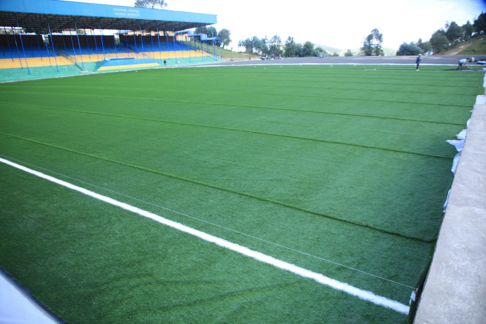 Stade Mukebera y’i Rutsiro iri kuvugururwa