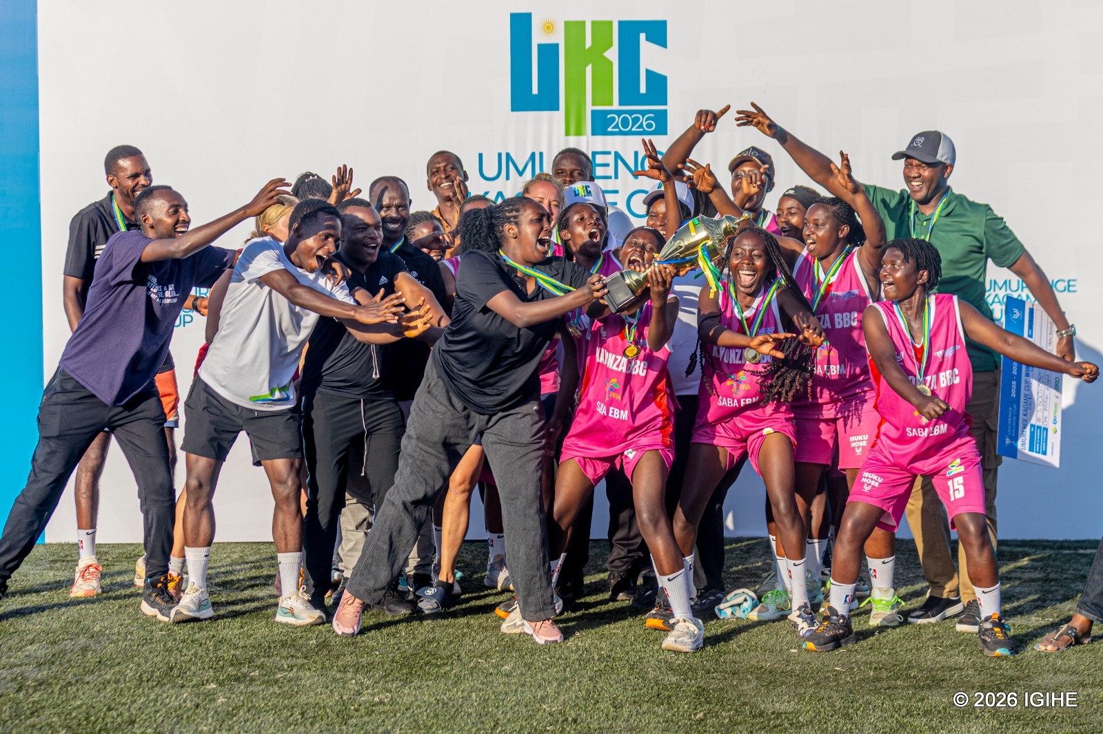 Kayonza yegukanye igikombe muri Basketball mu bagore