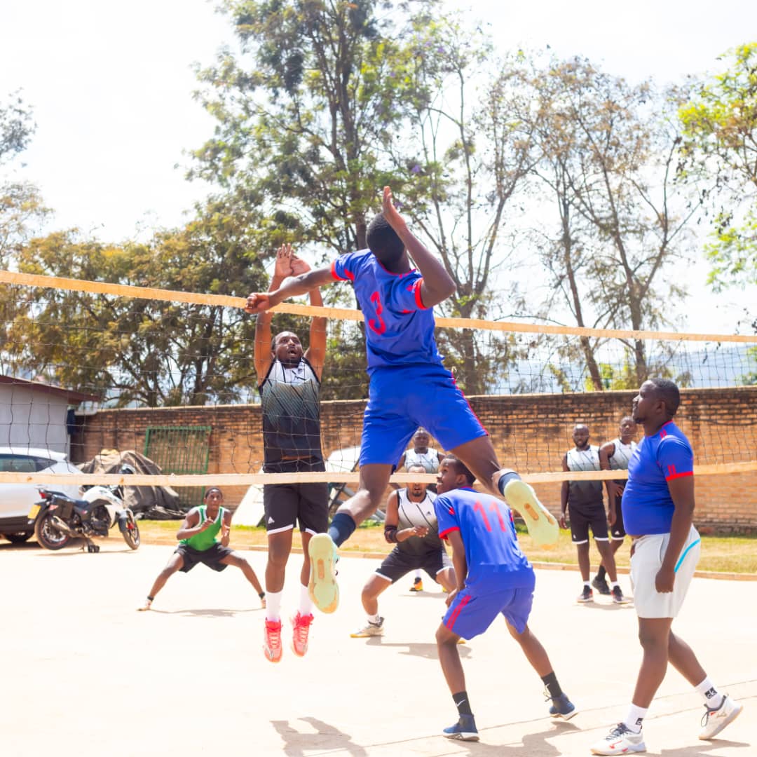 Volleyball na yo yarakinwe uyu mwaka