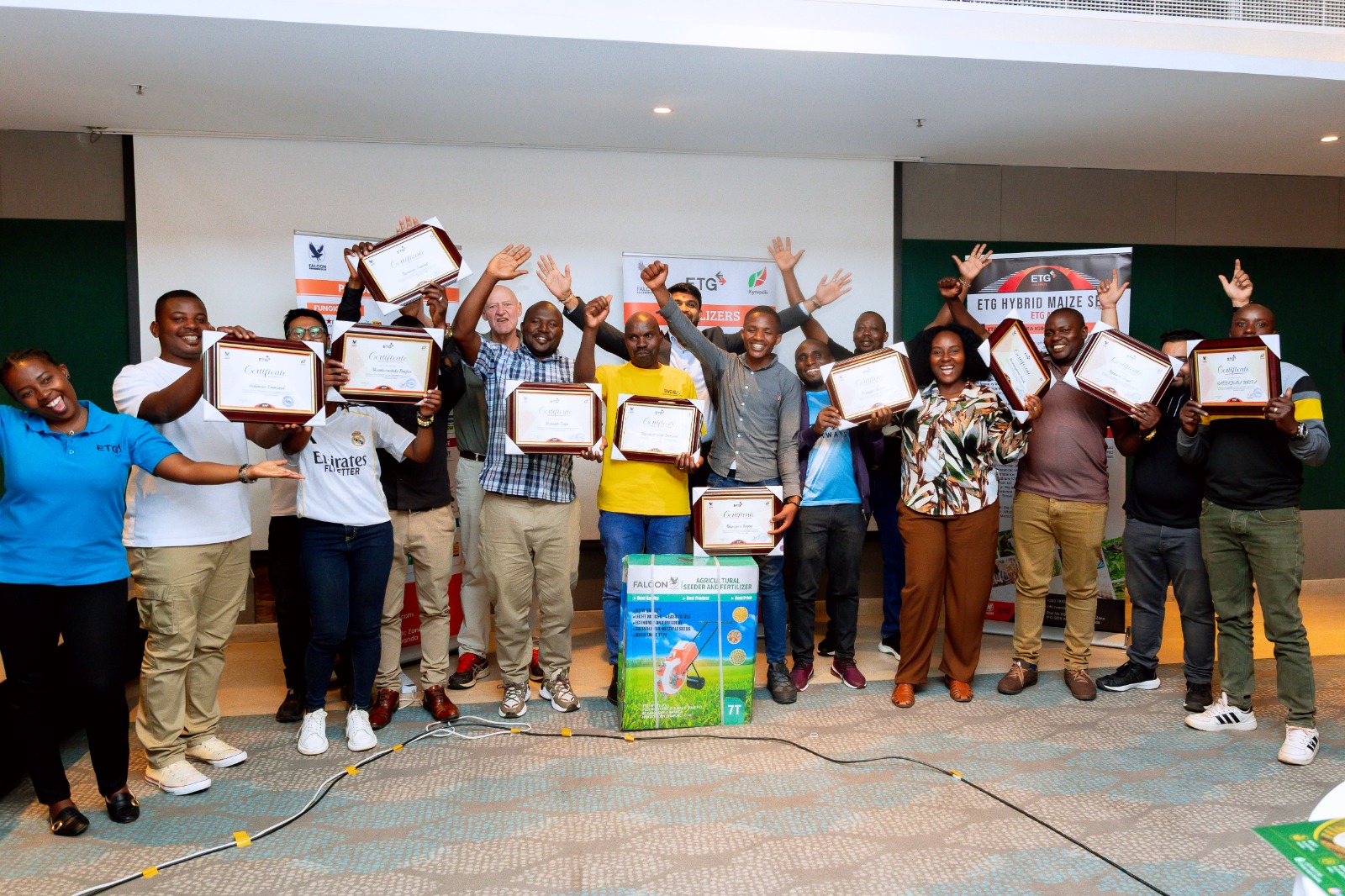 Abacuruza inyongeramusaruro bitwaye neza kurusha abandi bahembwe na ETG Inputs Ltd – Rwanda bagaragaje ko byabateye imbaraga zo kongera ibikorwa byabo